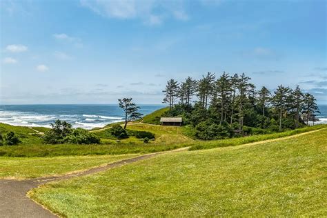 11 Best Things To Do At Cannon Beach Oregon 2023 The Whole World Is A Playground
