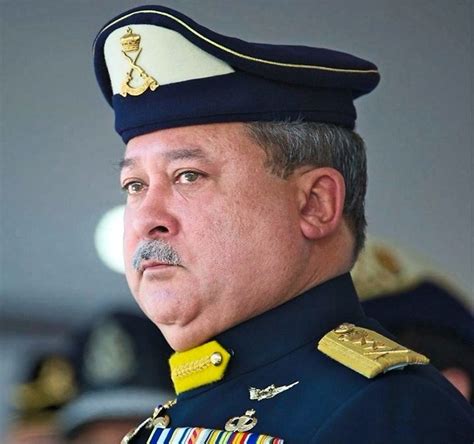 Pada zaman lampau, sultan memiliki kuasa mutlak dan dinasihati seorang bendahara. Kalimah Allah: Sultan Johor arah majlis agama sokong ...
