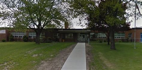 Covid 19 Surfaces In Amherstburg Catholic School 991 Fm Ckxs Your