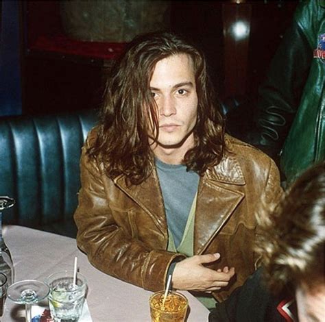 Самые новые твиты от johnny (@depp90s): Johnny Depp, 1993 | Johnny depp, Johnny, Celebrities