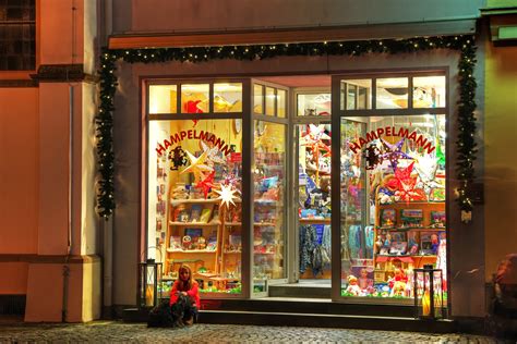 Das gotische haus mit seiner prächtigen fassade steht für xantens blüzezeit. Weihnachtsmarkt Xanten - 05.12.2015