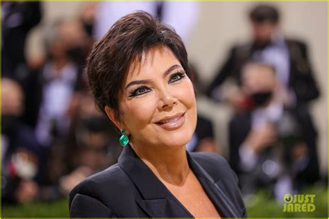 Kris Jenner Gushes Over Kylie Jenners Pregnancy At The 2021 Met Gala Photo 4623290 Kris