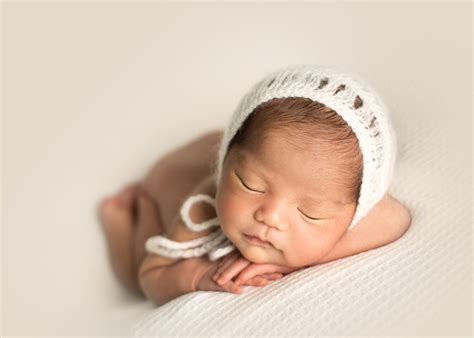 Mobile Newborn Session Vancouver Photographer — Kim Forrester