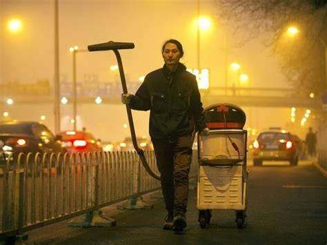 Artist Brother Nut Converts Beijing Smog Into A Brick Today