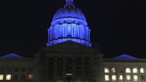 Missouri Capitol Dome Lit Up Blue To Honor Fallen Law Enforcement