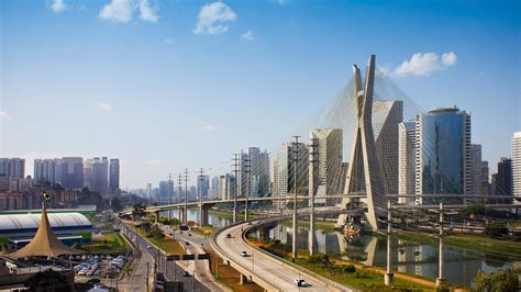 It is the capital of the southeastern state of são paulo. 9 lugares diferentes em São Paulo que você precisa ...