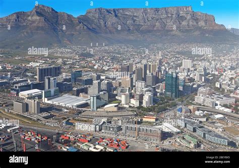 Aerial Photo Of Cape Town Cbd And Harbour Stock Photo Alamy