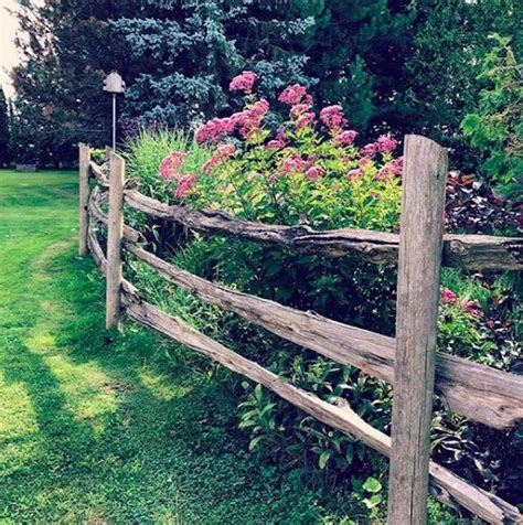 30 Inspiring Yard And Garden Fence Ideas Rustic Garden Fence Small
