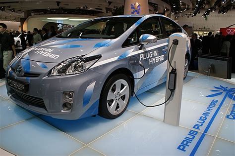 The Pros And Cons Of Driving A Hybrid Car All Useful Tricks