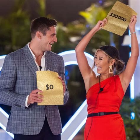2021 Winners Tina And Mitch Will Return To The Villa For Love Island
