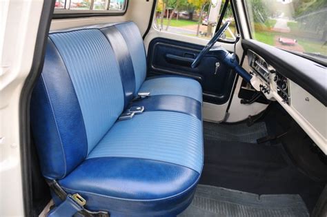 1972 Ford F250 Volo Museum