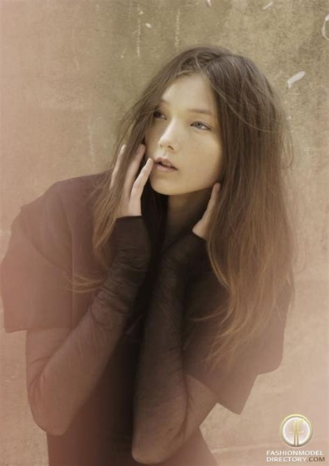 Yumi Lambert Model Fashion Portrait Beautiful Photoshoot