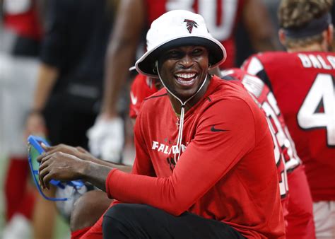 His birthday, what he did before fame, his family life, fun trivia facts, popularity rankings, and more. Julio Jones is the king of Atlanta sports with no real ...