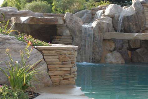 Is there a dunrite pool in long island? Maui Pools, Paradise Done Right.