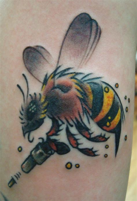 Bee Tattoo Killer Bee Neotraditional Tattoo Traditional Tattoo