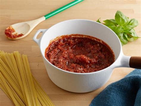 How To Make Marinara Sauce Marinara Sauce Recipe Ina Garten Food