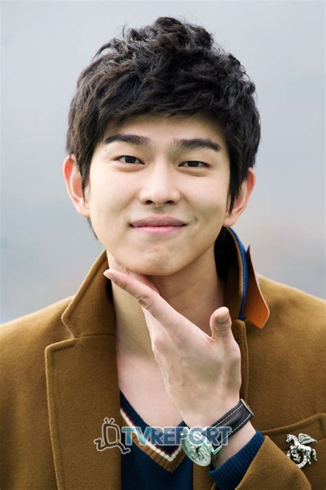 Yoon kyun sang to replace ahn hyo seop in clean with passion for now. Yoon Gyun Sang Profile and HOT Photo's ! OMOOOOO ~ LF MAGAZINE
