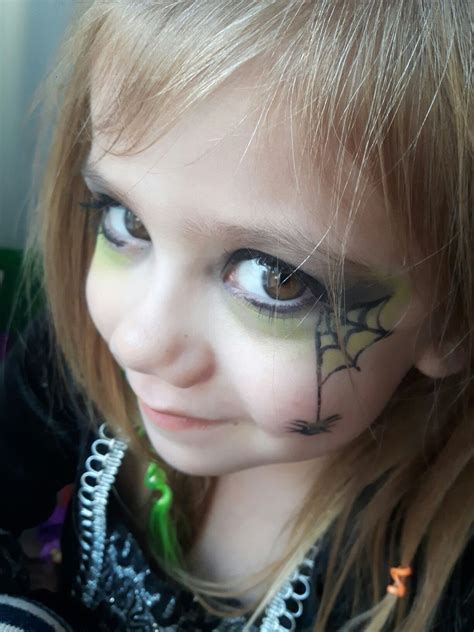 Witch Makeup For Little Girl Halloween Makeup Witch Girl Halloween