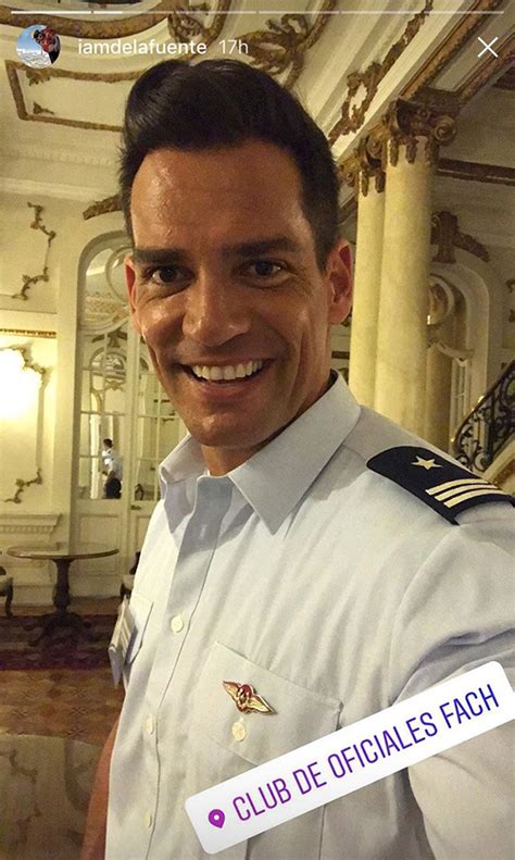 He has been married to angelica castro since january 5, 2002. Cristian de la Fuente luce como todo un 'Superman' con su ...
