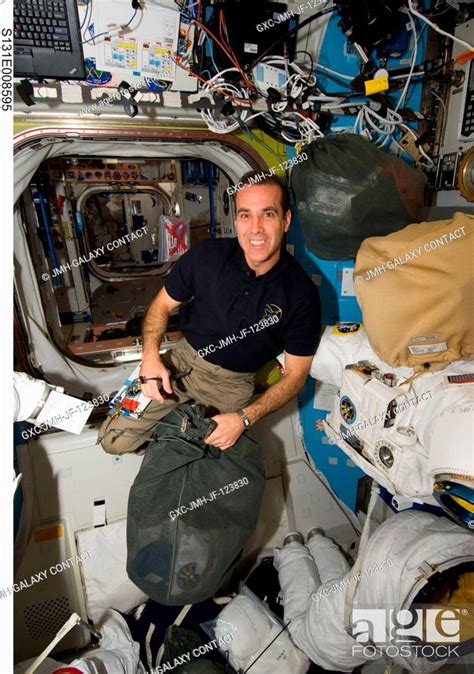 Nasa Astronaut Rick Mastracchio Sts 131 Mission Specialist Stock