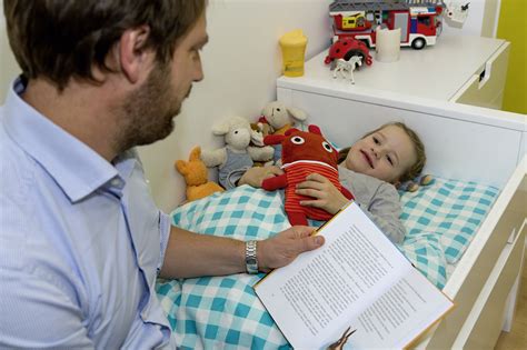 Ich sehe noch nicht wie ich in ins bett/ zum schlafen bringen soll. ams-Foto: So gehen Kinder lieber ins Bett | ams-Ratgeber ...