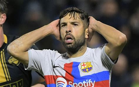 barcelona escape seven goal thriller against third tier copa del rey