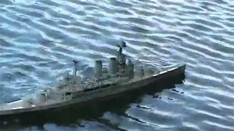 Klej modelarski i farby należy dokupić dodatkowo. Sinking of HMS Hood 1/350 scale RC models including ...