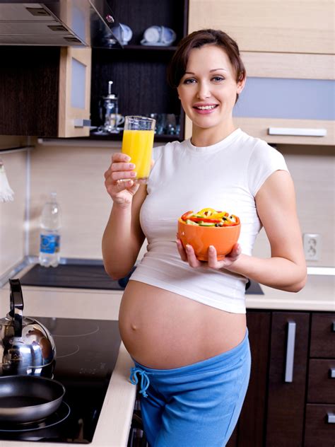 Lo que debes conocer de la hidratación de tu cuerpo en el embarazo