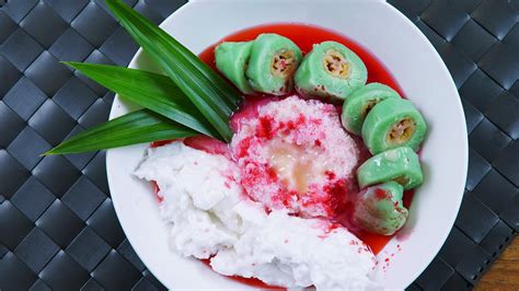 Pisang mulai diperdagangkan secara internasional pada akhir abad keempat belas. SEGER! INI 5 MINUMAN YANG COCOK UNTUK BUKA PUASA - D'PARAGON