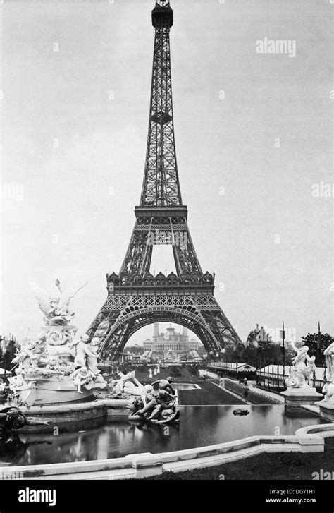 Old Photograph Of Eiffel Tower In Paris France 1890 Stock Photo