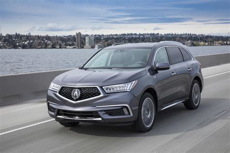 The nsx is a wonderfully manageable sports car, smoothing the challenges of taming 573 horsepower to something that a relative novice can handle. 2019 Acura MDX Sport Hybrid: A Mini Starfleet Shuttle