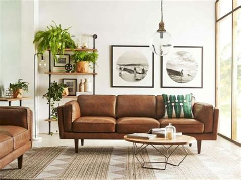 Muuto is rooted in the scandinavian design tradition characterized by enduring aesthetics, functionality, craftsmanship and an honest expression. 6 Minimalist Mid-Century Modern Living Rooms - Be Inspired