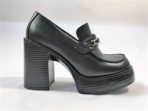 1990s True Vintage Lei Chunky Heels Poetry Style 90s Etsy Heels Vintage Shoes Style 90s