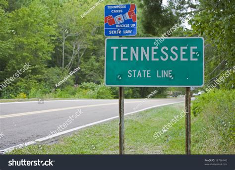 A Sign Marking The Tennessee State Line Stock Photo 16796140