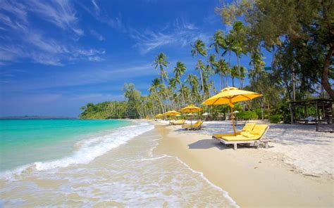 Paradise Vacation On A Tropical Island Stock Image Image Of Romantic