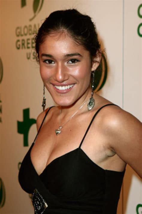 Q Orianka Kilcher