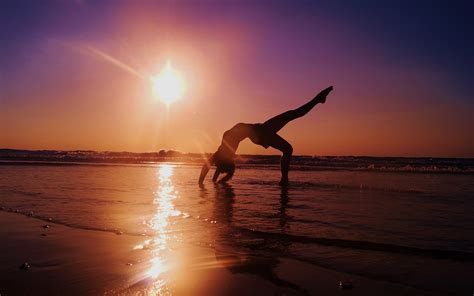 For all my fellow gymnasts, who love one particular event. 22+ Gymnastics Sunset Wallpapers on WallpaperSafari