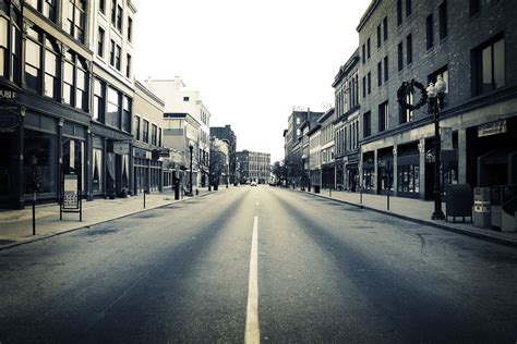 Downtown Lowell Empty Street Thanksgiving Morning In Dow Flickr