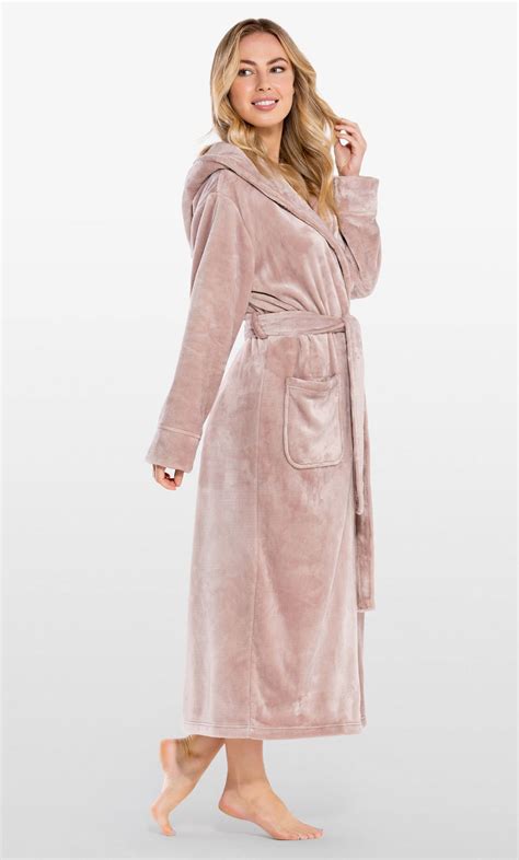 Luxury Bathrobes Plush Robes Super Soft Blush Pink Plush Hooded