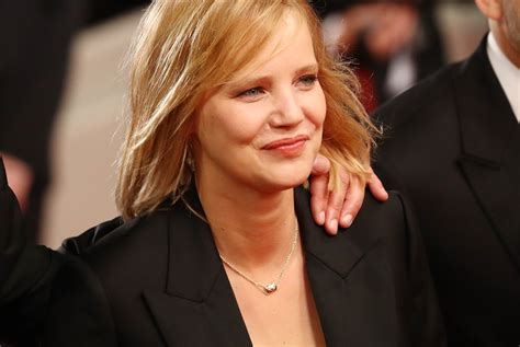 De la wikipedia, enciclopedia liberă. Joanna Kulig najlepsza w tej części świata. Wcale nie ...
