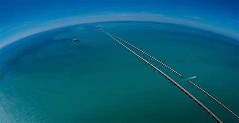 The Seven Mile Bridge In Florida Usa Places To See In