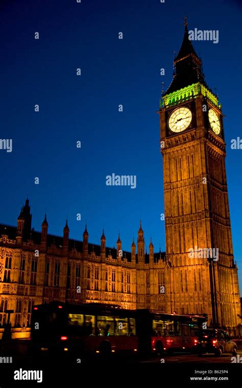 Big Ben And The Palace Of Westminster At Night Hi Res Stock Photography