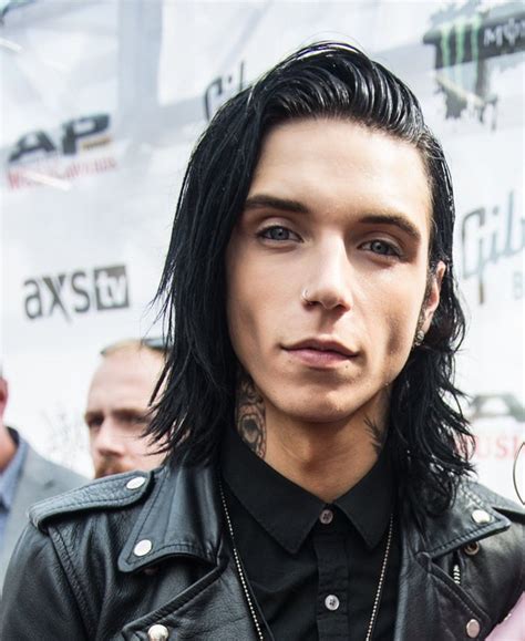 Andy biersack a black veil brides énekese és dalszerzője. Pin by Rin Michaelis on Andy Biersack | Andy biersack ...