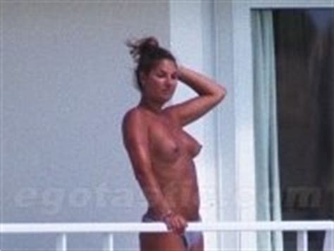 Naked Daisy Fuentes Added By Gwen Ariano
