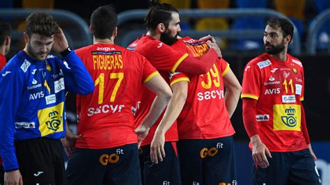 Gol de pablo galdames ! Dinamarca trunca la marcha de unos Hispanos sin fortuna ...