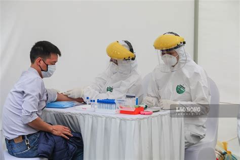 May 26, 2021 · còn pgs.ts trần như dương đánh giá, việc test nhanh định kỳ 3 ngày/1 lần tại những điểm có nguy cơ cao như: Hà Nội vừa test nhanh COVID-19, vừa xét nghiệm RT-PCR tại ...