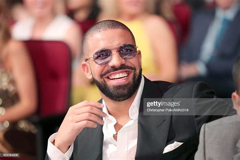 Drake Attends The 2016 American Music Awards At Microsoft Theater On