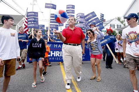 Why And How Chris Christie Needs To Ramp Up His Style Game