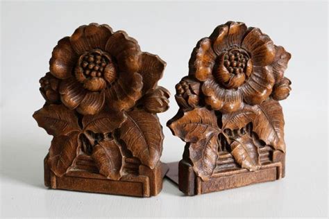 Vintage Set Of Bookends Syroco Orna Wood Flower Design Composition