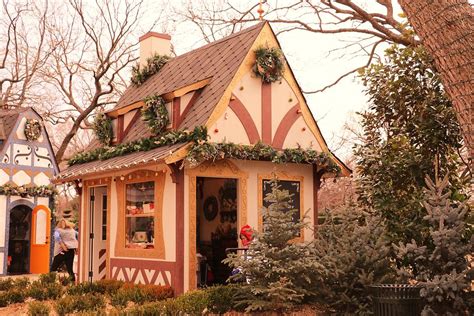 Dallas Arboretum Christmas Village Photograph By Sandra Kent Fine Art
